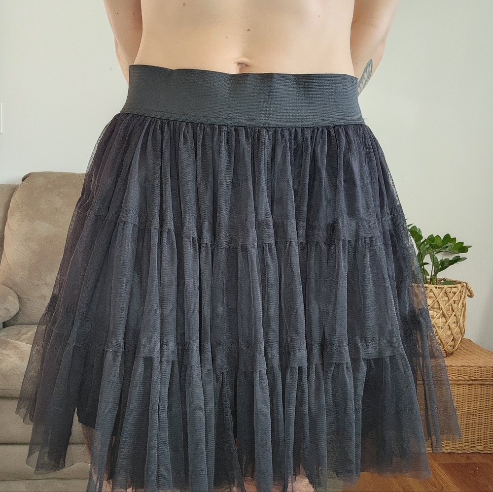 Twenty One Black Tulle Ruffle Mini Skirt Size Medium